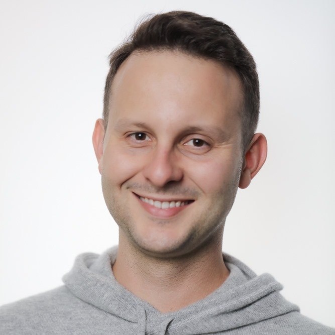 Stas Tushinskiy